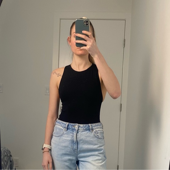 Babaton - Black Body Suit - Aritzia - Small - tank top - Picture 3 of 4